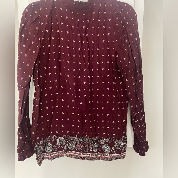 Ann Taylor Factory burgundy long sleeve - Picture 1 of 3